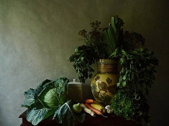 Still Life with Ukrainian vase-Claudia Stanetti