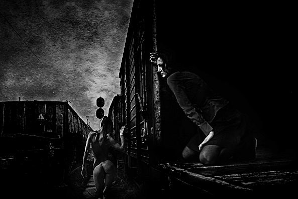 "Story of women" series : The refugees-Cornel Gingarasu