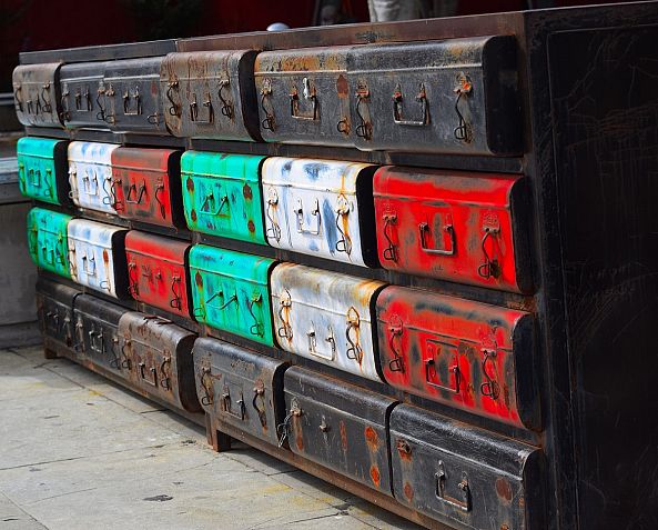 Drawers-Greg  Sandoval