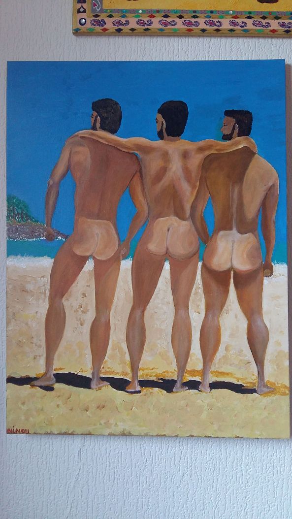 N°41     3 amis naturistes sur la plage regardent vers l'île-Jean-Michel FRAMERY
