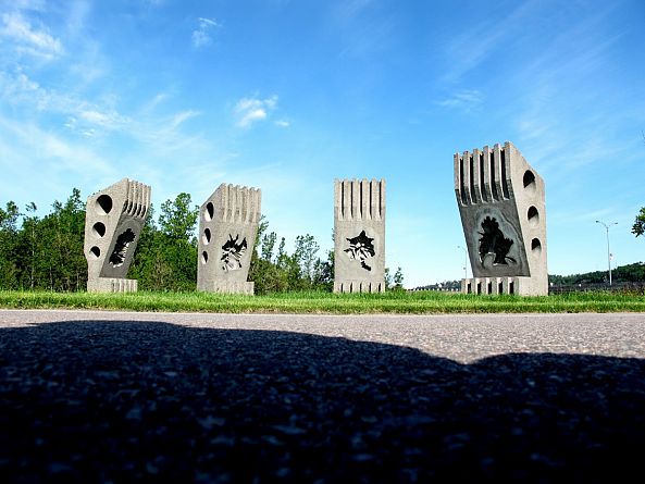 ''Quatuor en variation'' -Germain Desbiens, sculpteur