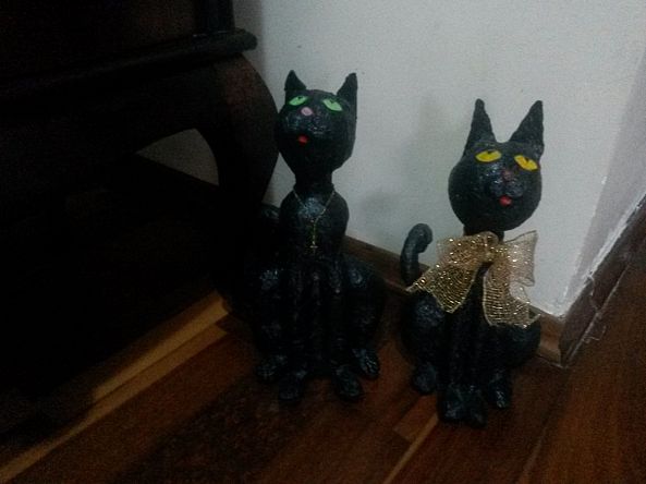 Black cats couple-Eulalia Stucchi